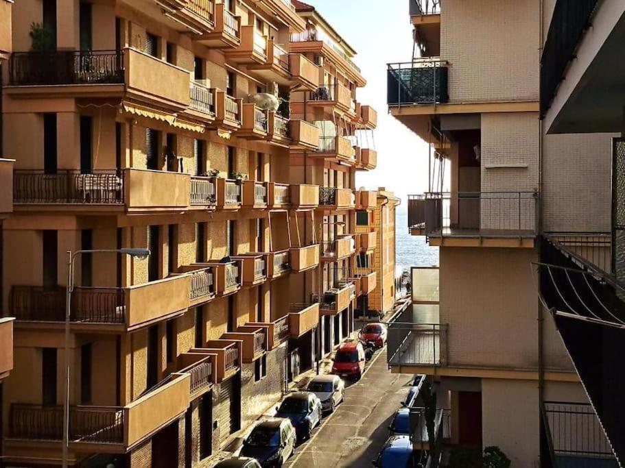 Liguria- Chiavari: A Trenta Passi Dal Mare Exteriér fotografie